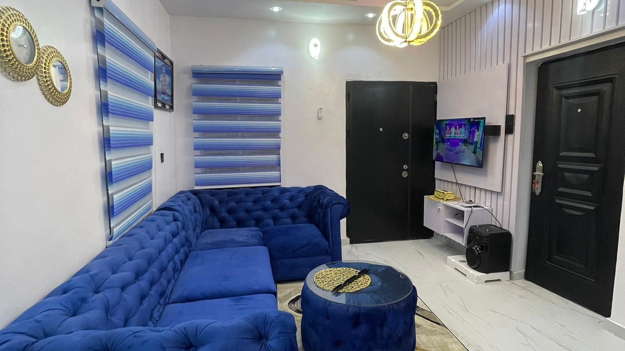Photo of Livingroom in Sagamu