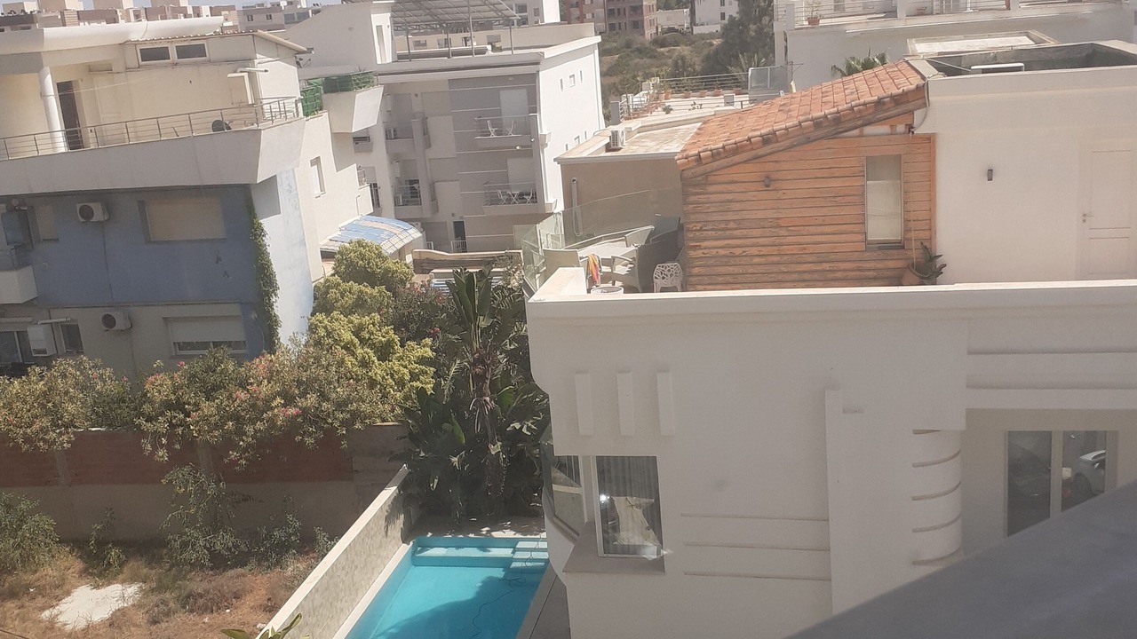 Photo of Outdoor in Tantana