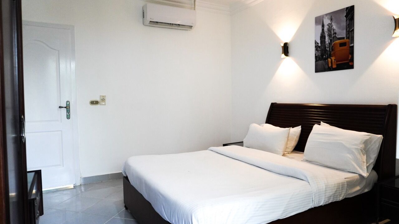 Photo of Bedroom in El Hadaba