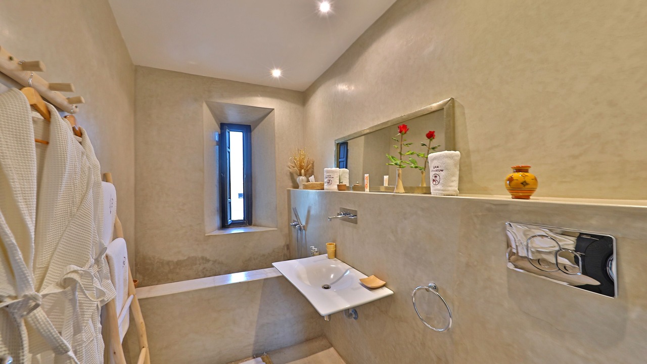 Photo of Bathroom in Ghmate