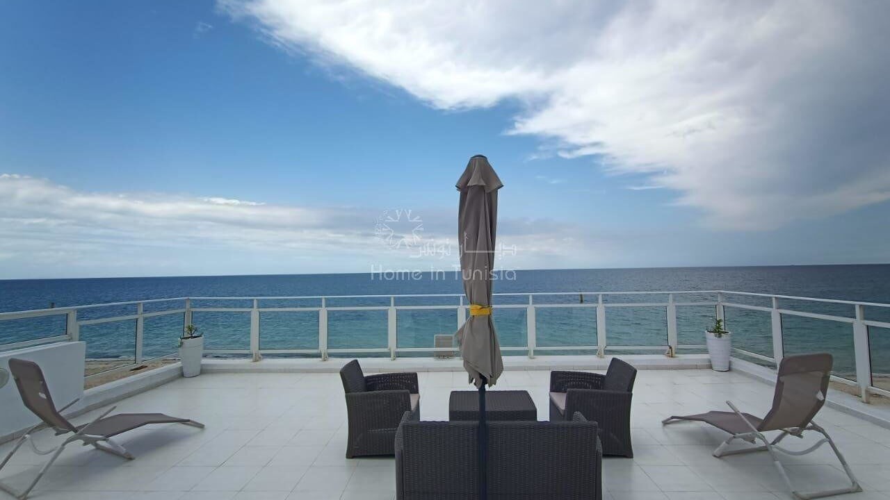 Photo of Patio Balcony in Jemmal