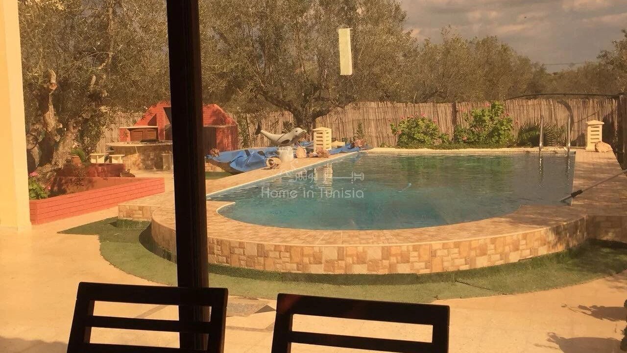 Photo of Outdoor in Jemmal