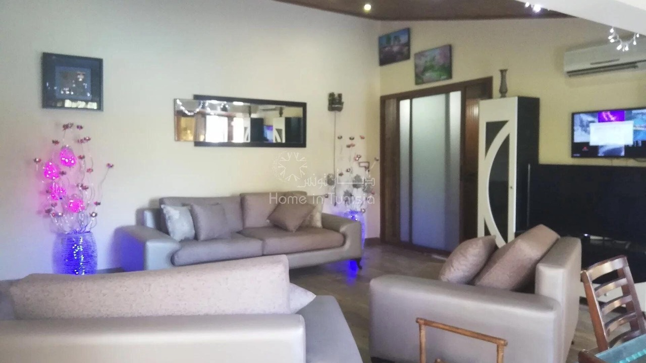 Photo of Livingroom in Jemmal