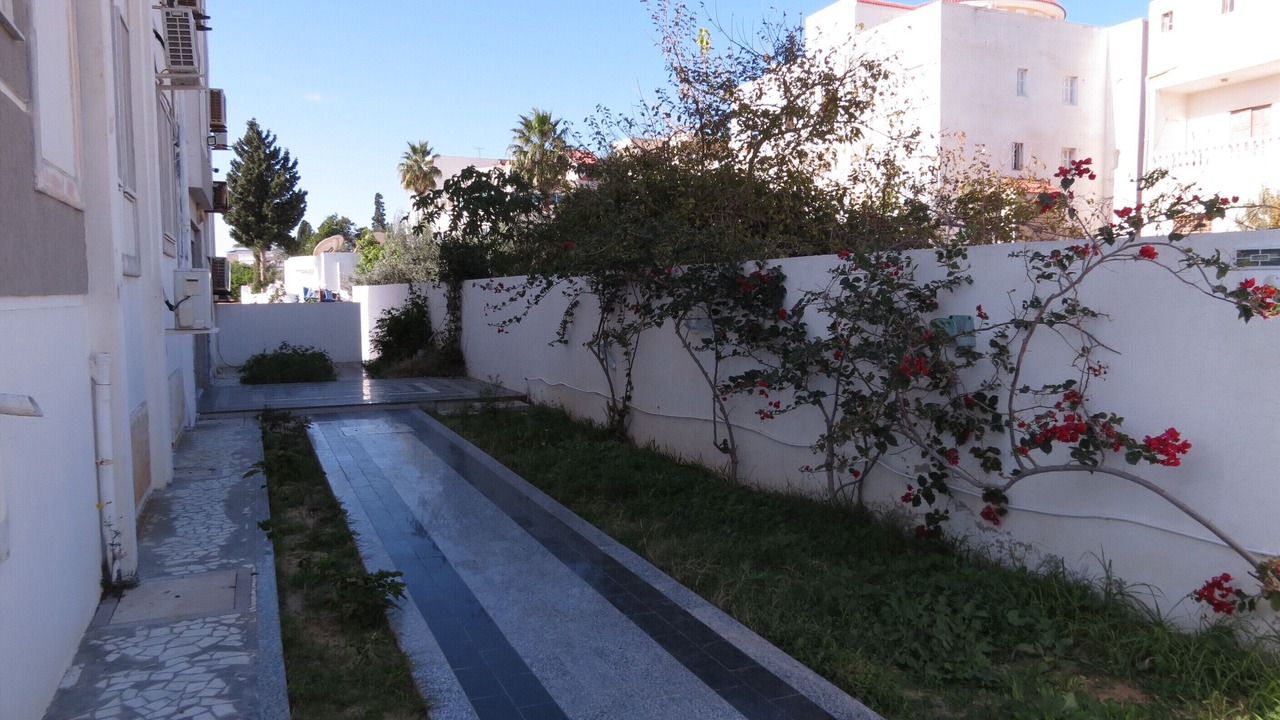 Photo of Outdoor in Sqanes