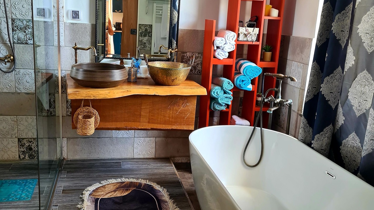Photo of Bathroom in Kelaa Kebira
