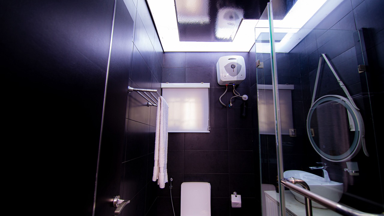 Photo of Bathroom in Ofin