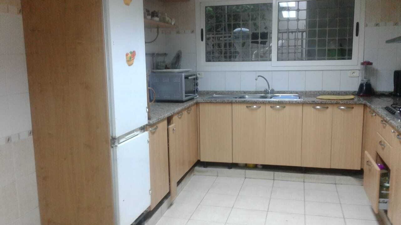 Photo of Kitchen in El Menar 2