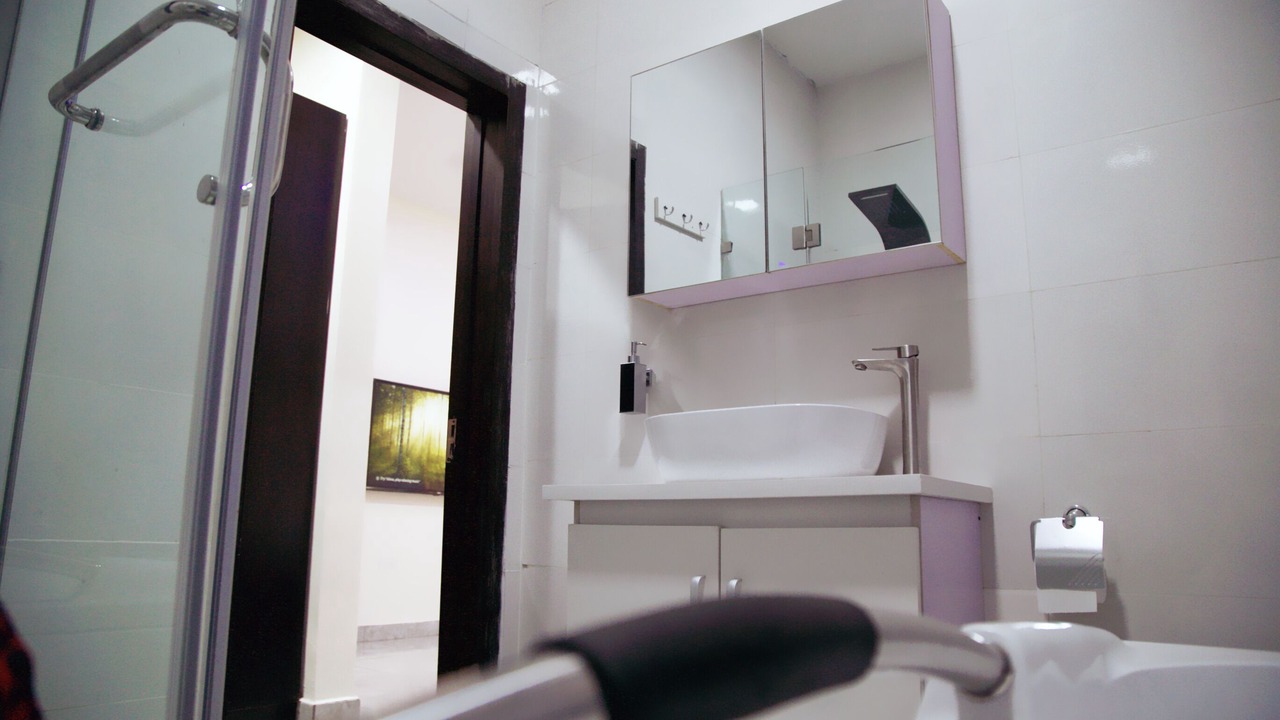 Photo of Bathroom in Ofin