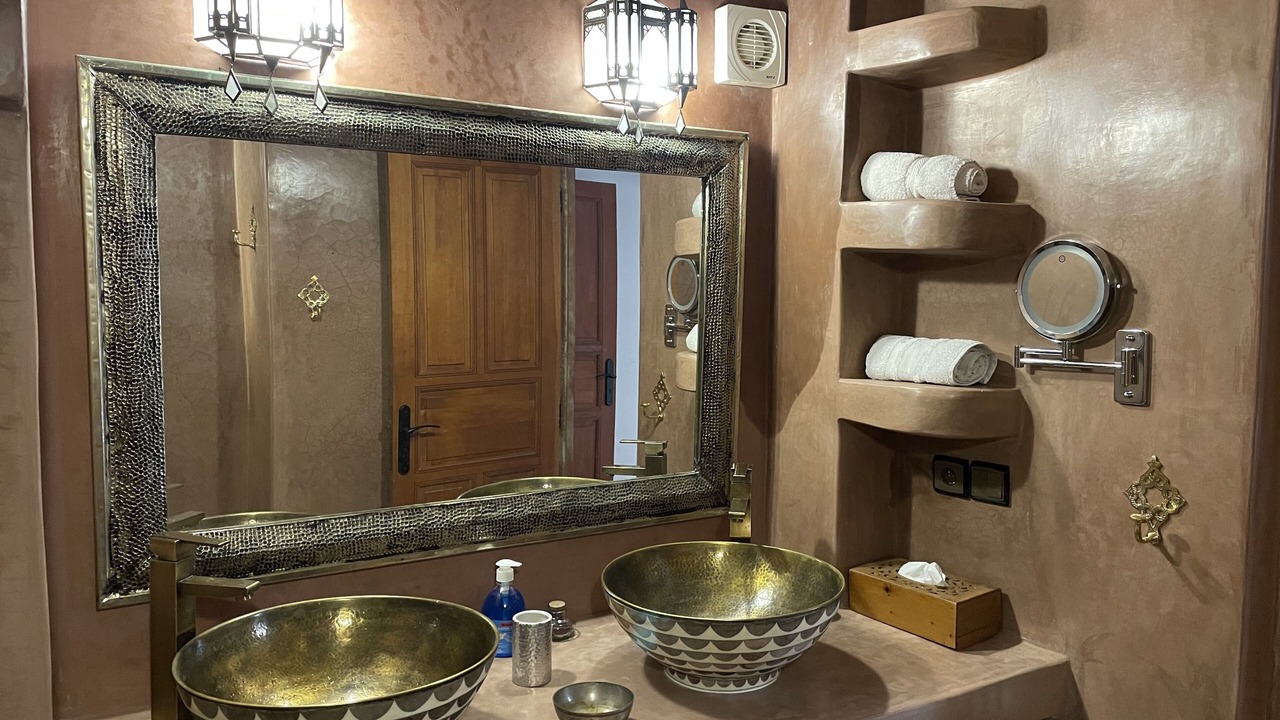 Photo of Bathroom in El Mokhifa
