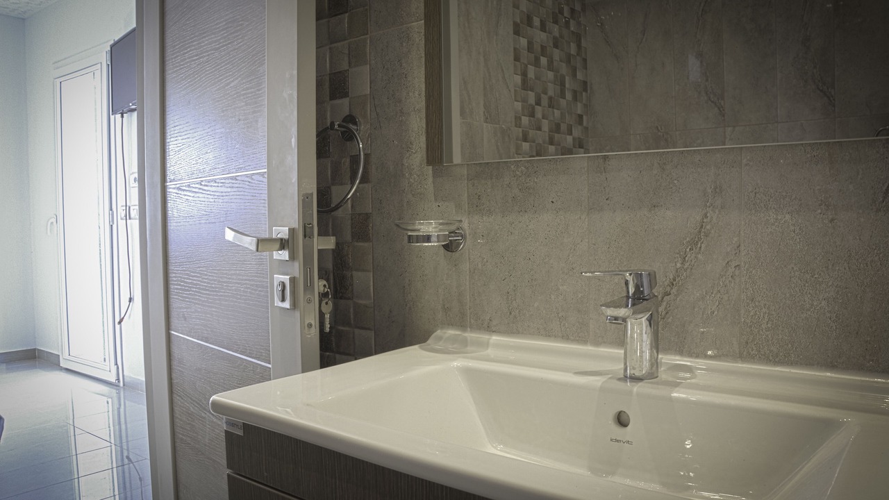 Photo of Bathroom in Kelaa Kebira