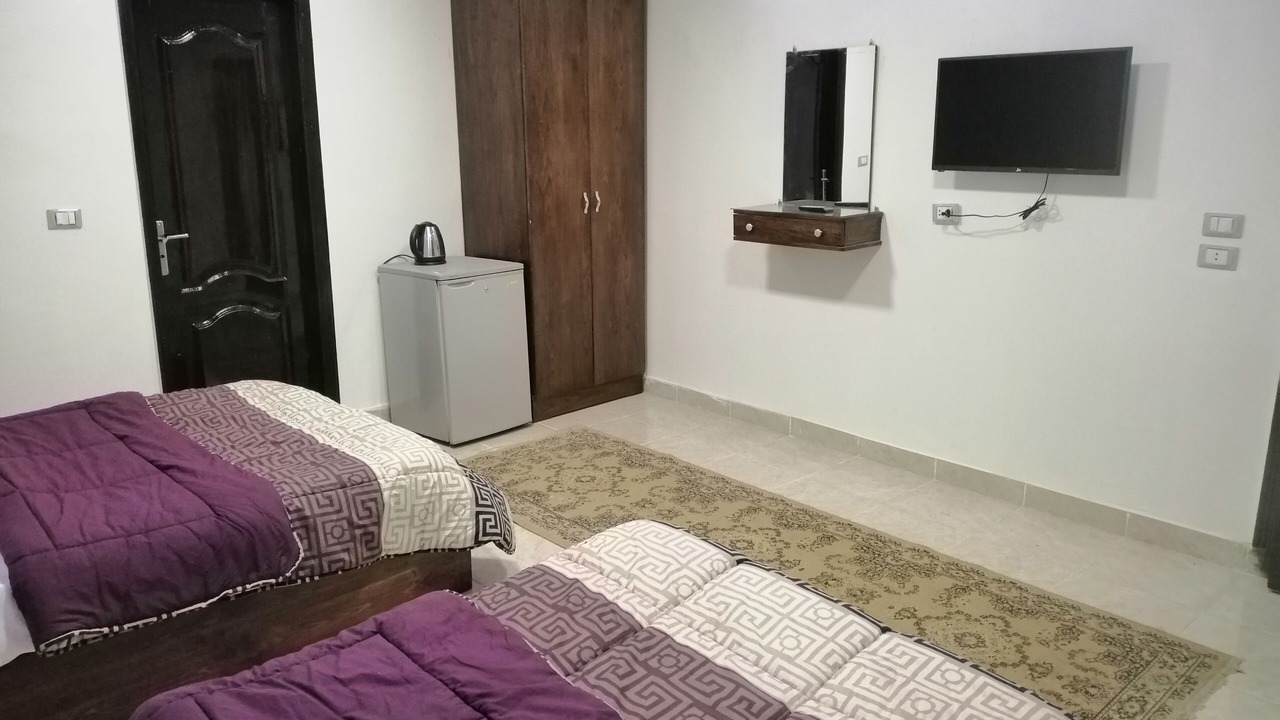 Photo of Bedroom in Kafrat al Jabal