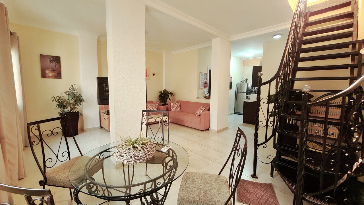 Photo of Livingroom in Corniche Road-Dahar