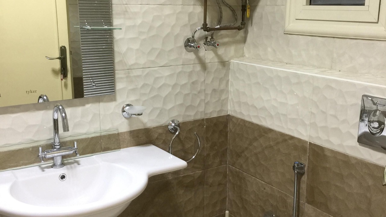 Photo of Bathroom in Agouza