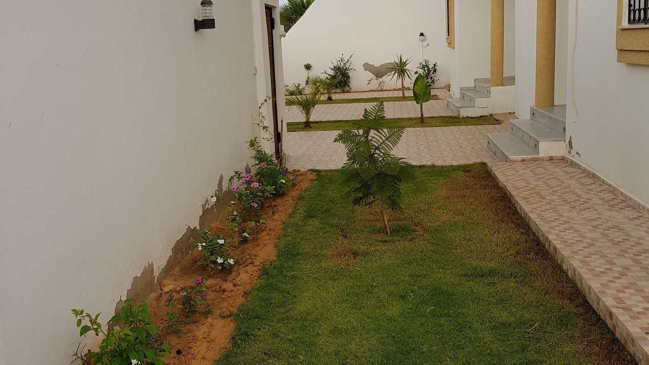 Photo of Outdoor in Fatou