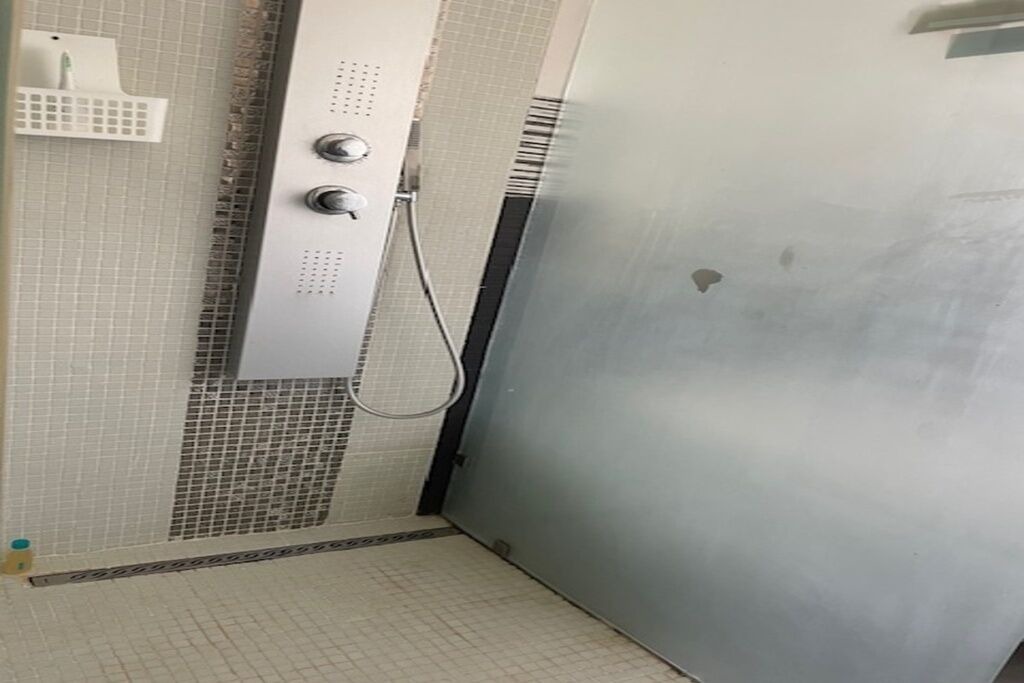 Photo of Bathroom in Aghir