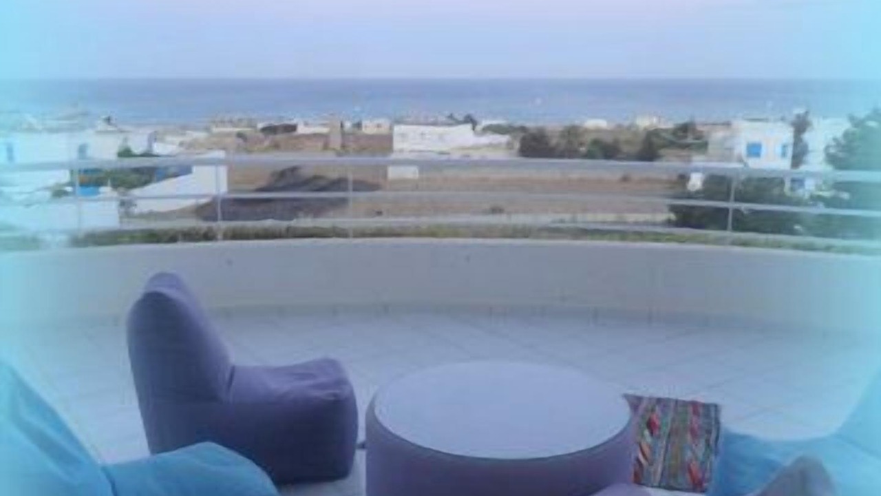 Photo of Patio Balcony in Eastern Hawaria