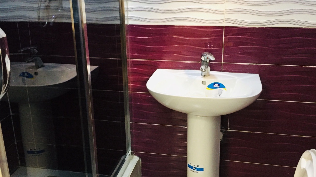 Photo of Bathroom in Ofin
