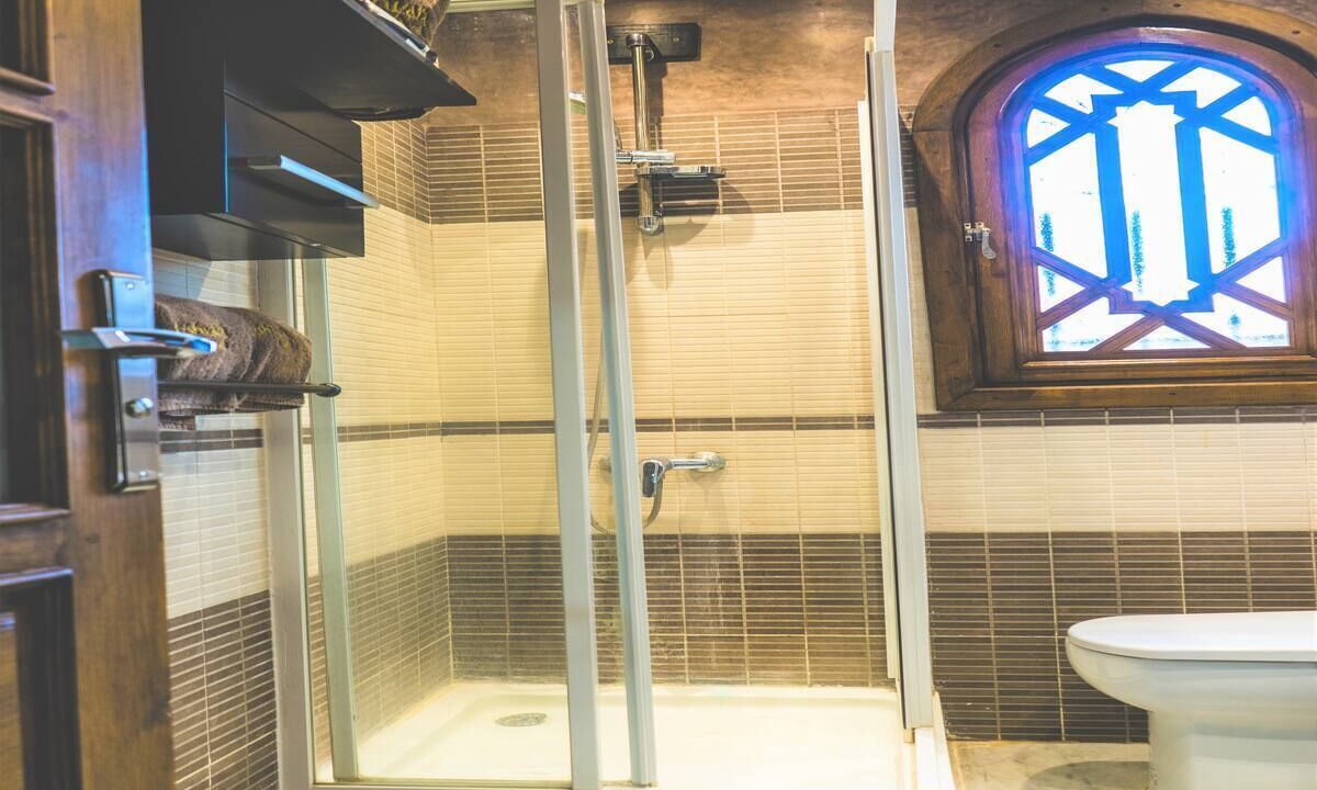 Photo of Bathroom in Targa