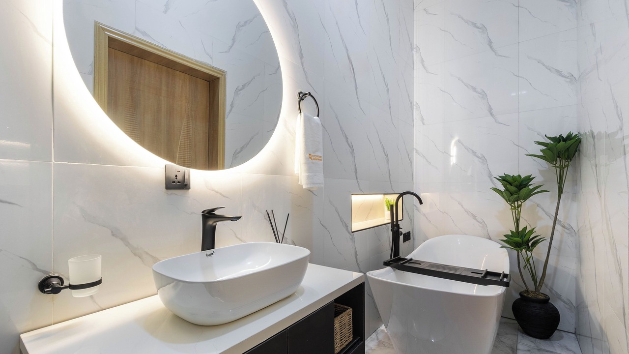 Photo of Bathroom in Ofin