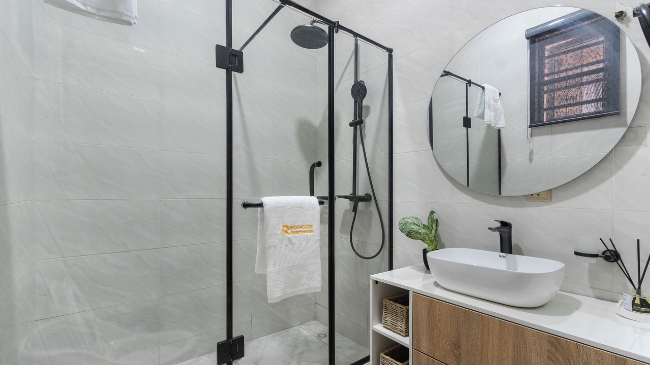 Photo of Bathroom in Ofin
