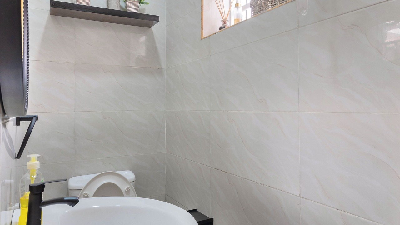 Photo of Bathroom in Ofin