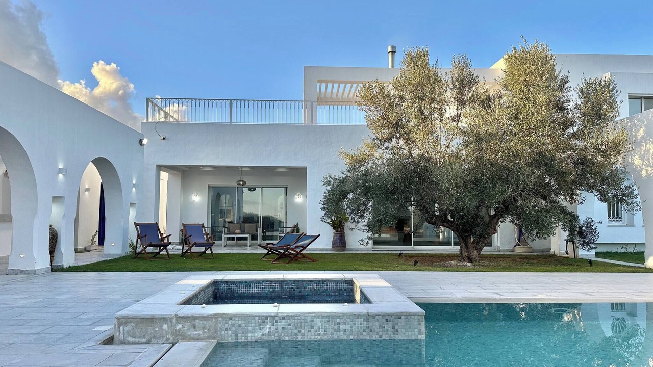 Photo of Outdoor in Menzel Bouzelfa