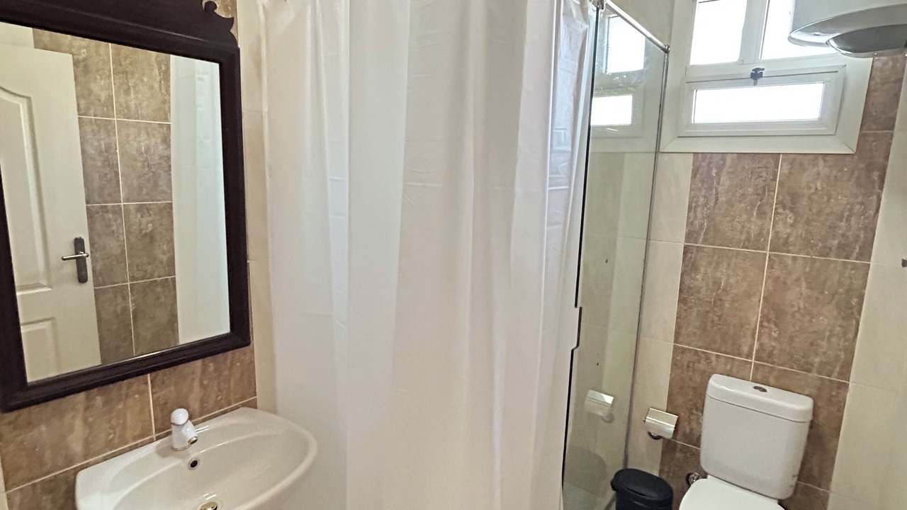 Photo of Bathroom in Taqseem Laselky