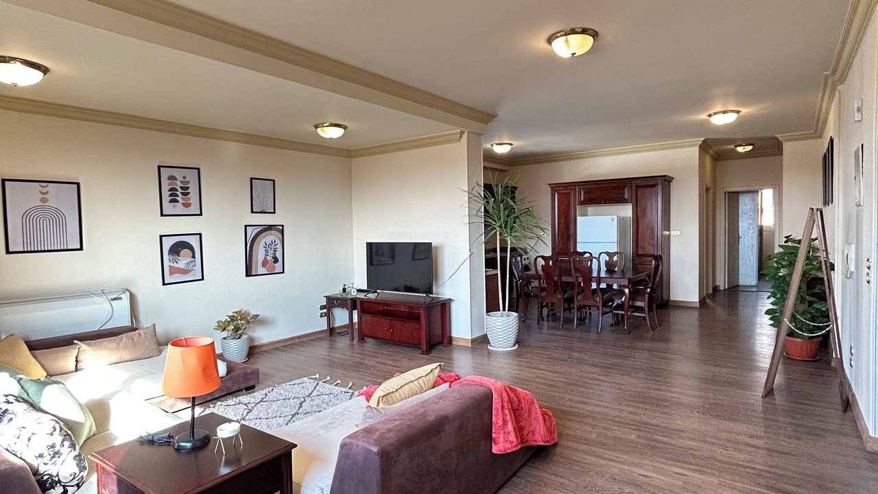 Photo of Livingroom in Taqseem Laselky