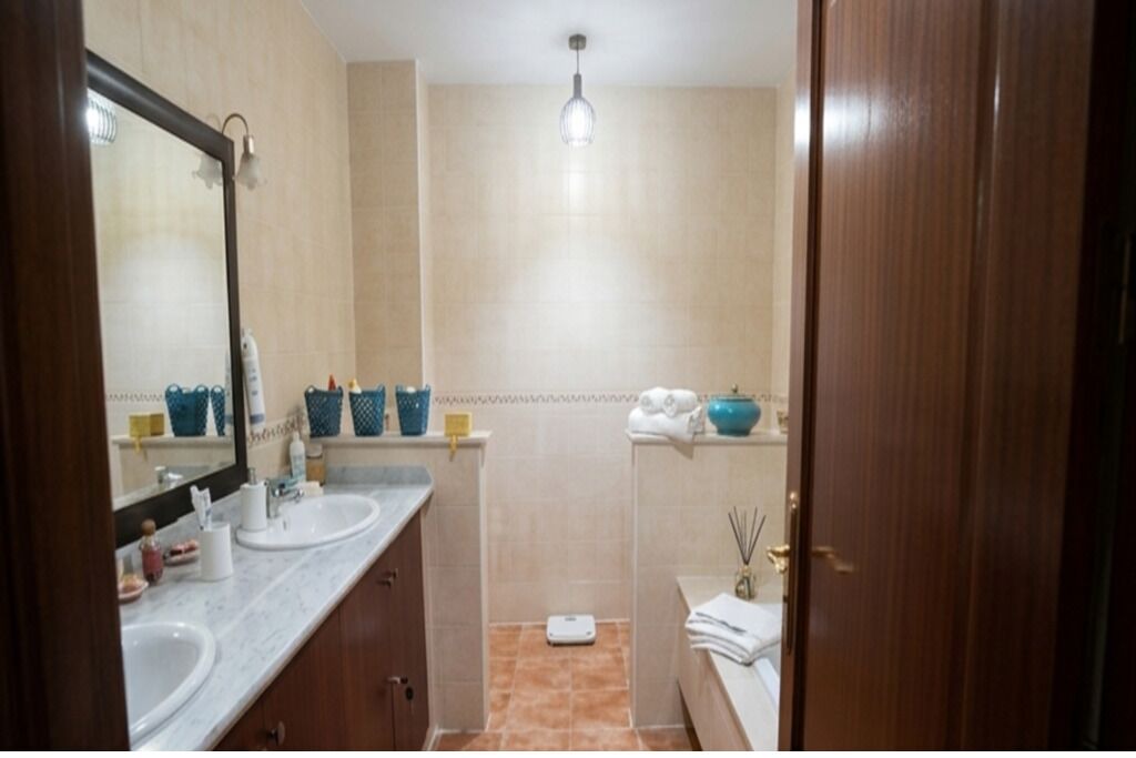 Photo of Bathroom in Marina