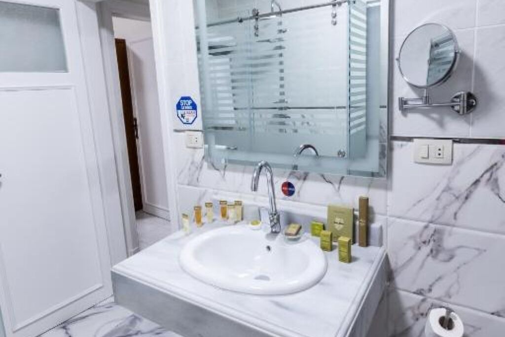 Photo of Bathroom in Ar-Raml 1