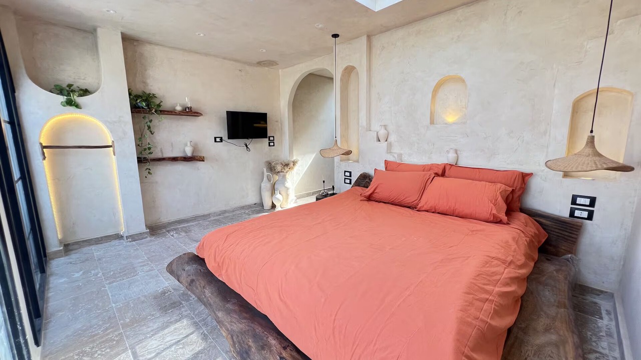 Photo of Bedroom in Pyramids Gardens