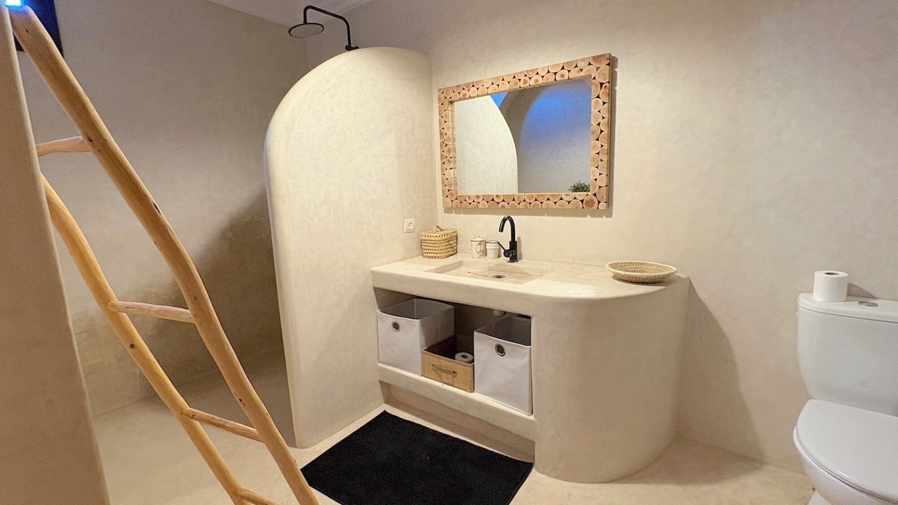Photo of Bathroom in District of Sidi Youssef Ben Ali