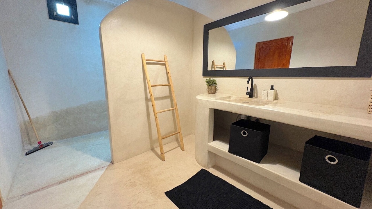 Photo of Bathroom in District of Sidi Youssef Ben Ali