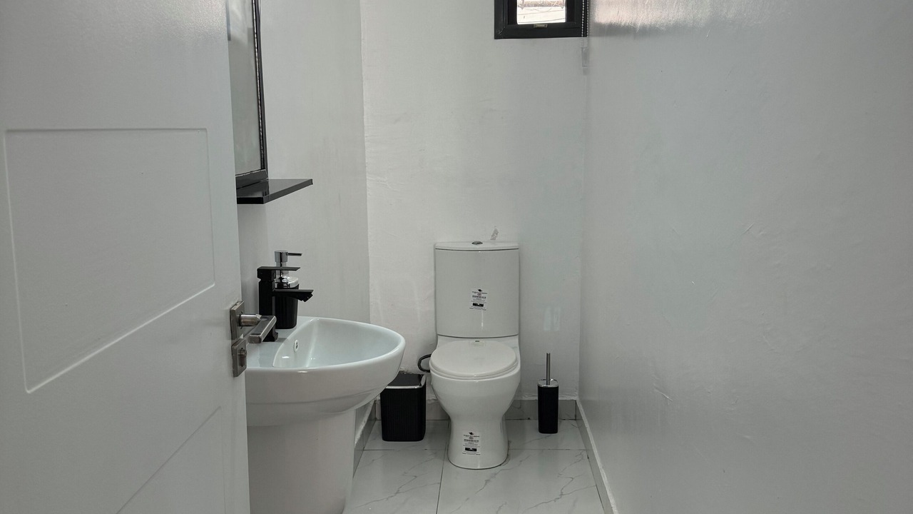 Photo of Bathroom in Ofin
