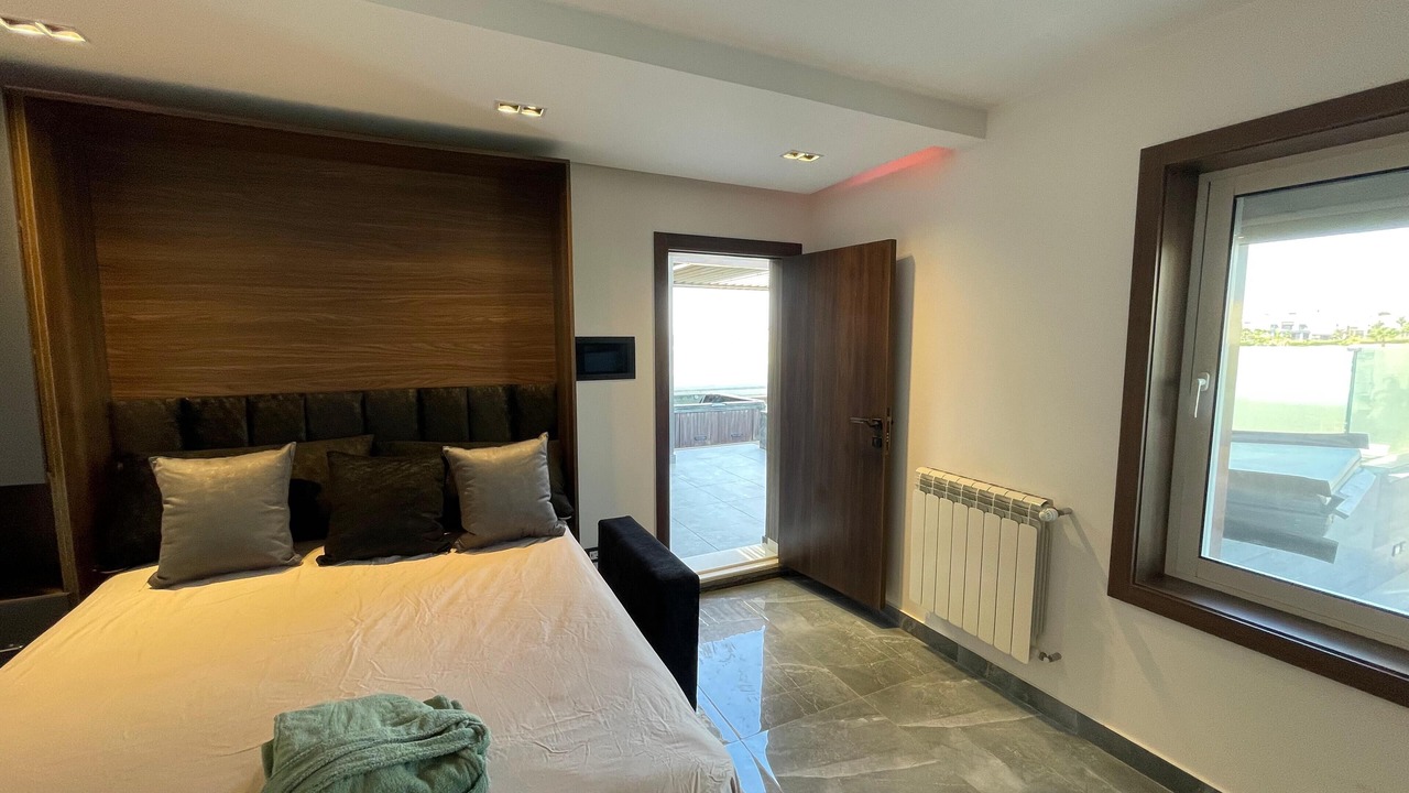 Photo of Bedroom in Sheikh Zayed City