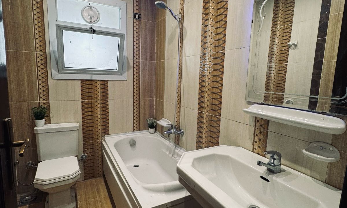 Photo of Bathroom in Sheikh Zayed City