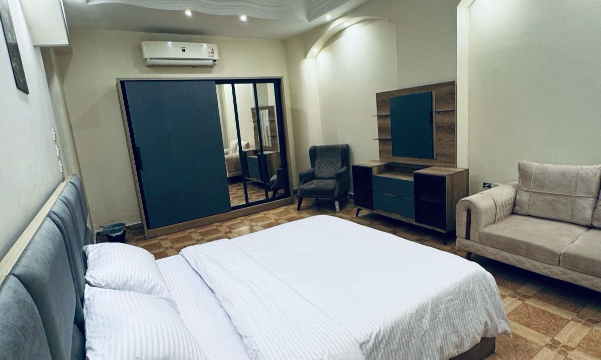 Photo of Bedroom in Sheikh Zayed City