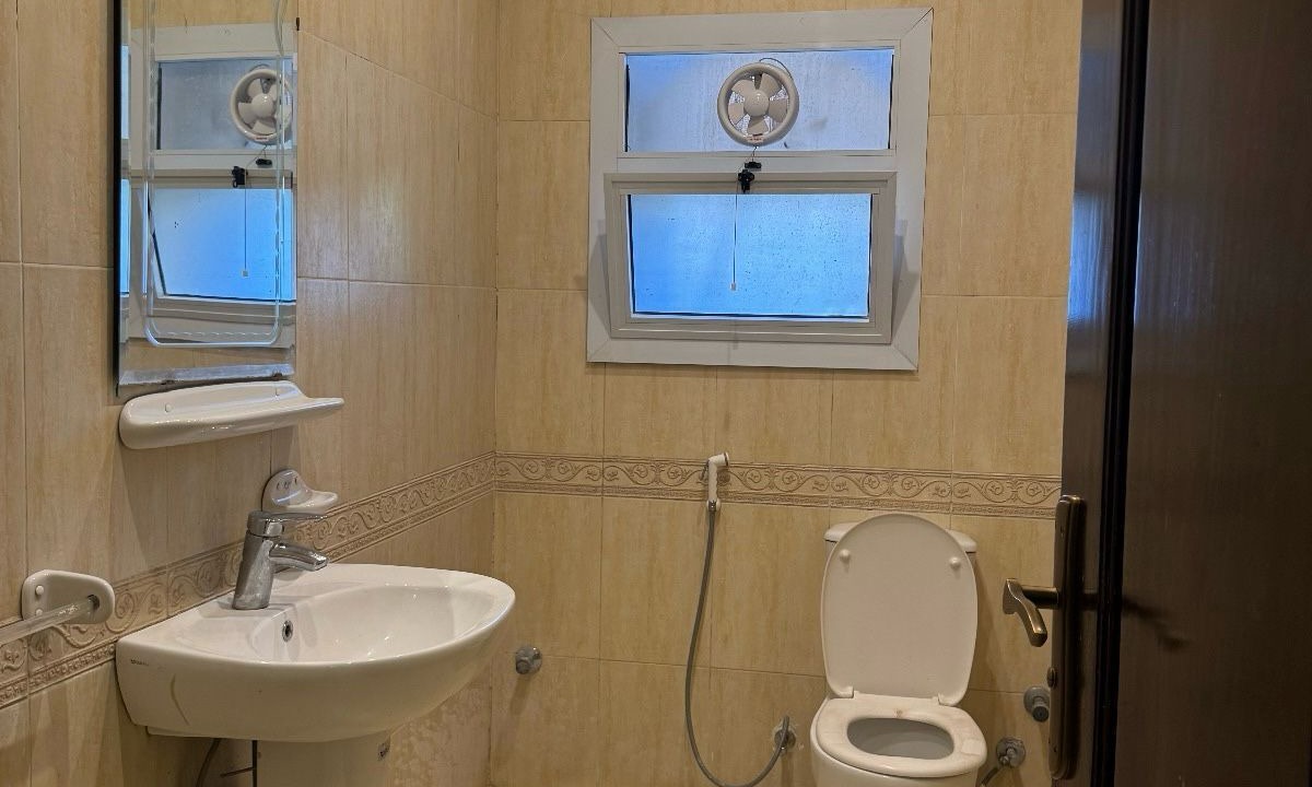 Photo of Bathroom in Sheikh Zayed City