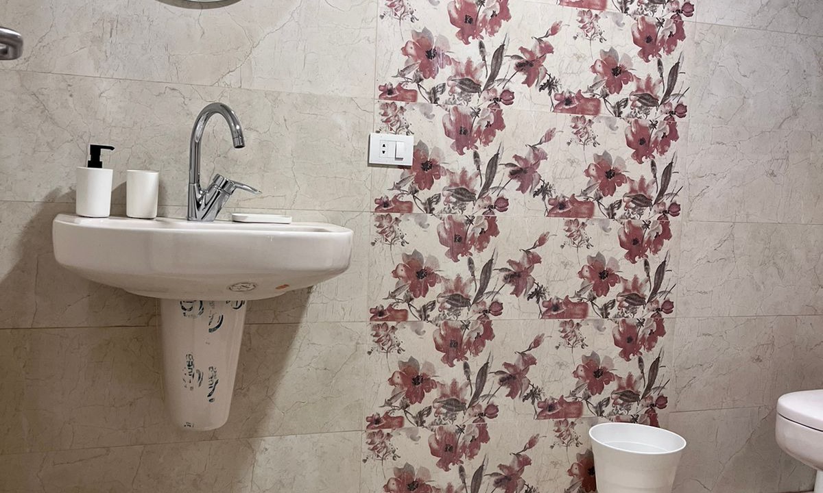 Photo of Bathroom in Sheikh Zayed City
