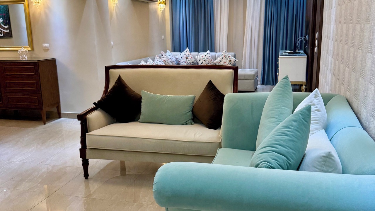 Photo of Livingroom in Al Duqqi