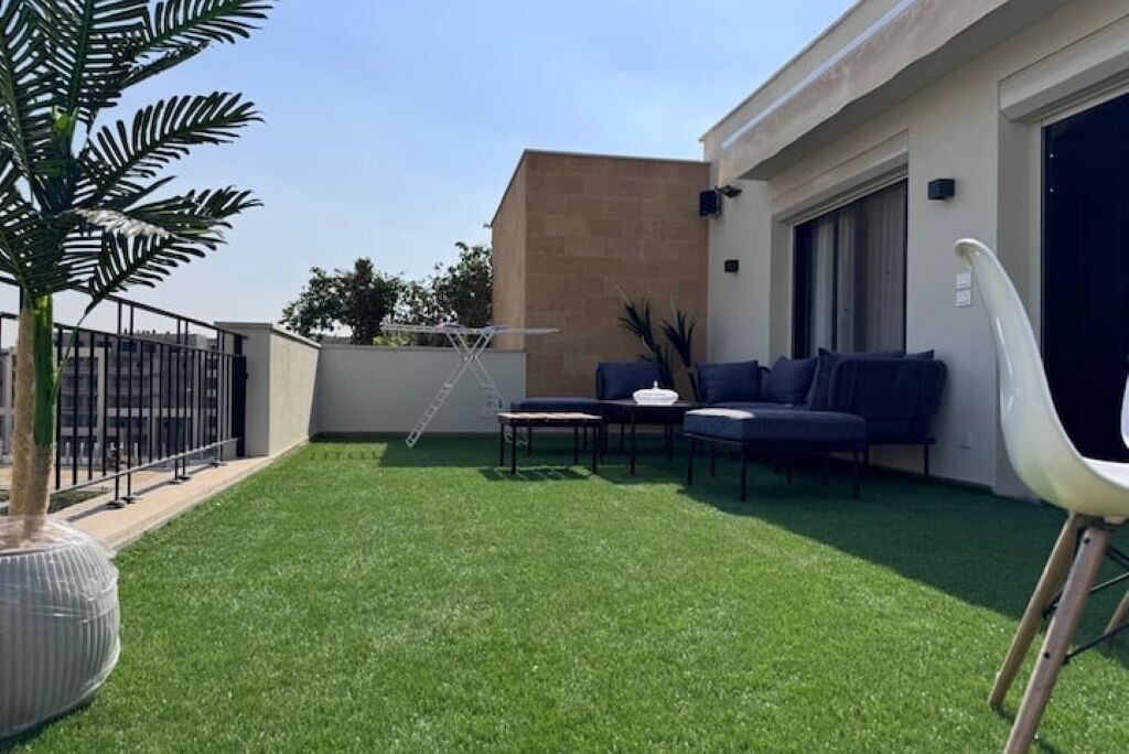 Photo of Patio Balcony in Warraq al Arab