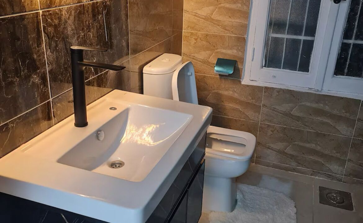 Photo of Bathroom in As-Sayidah Zaynab