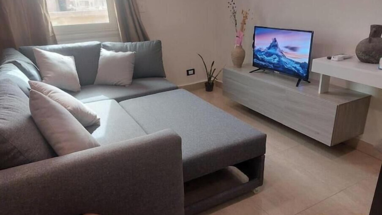 Photo of Livingroom in Pyramids Gardens