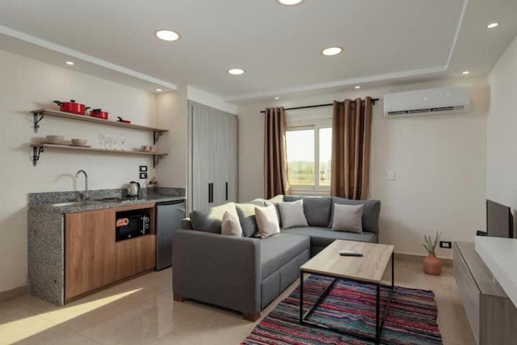 Photo of Livingroom in Pyramids Gardens