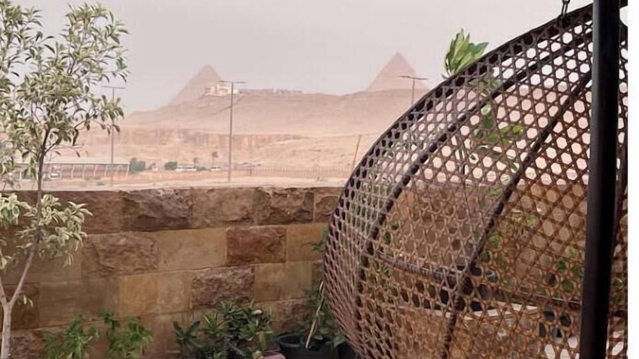 Photo of Patio Balcony in Pyramids Gardens