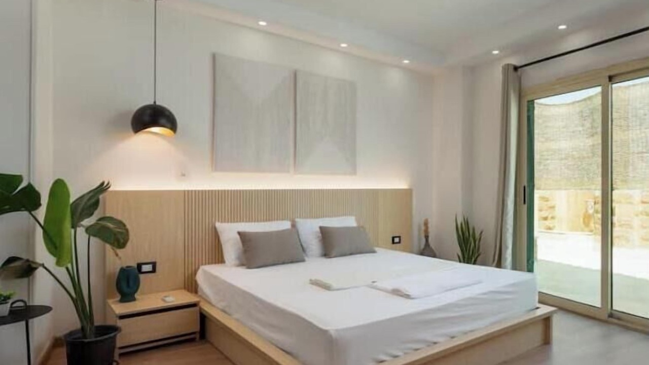 Photo of Bedroom in Pyramids Gardens