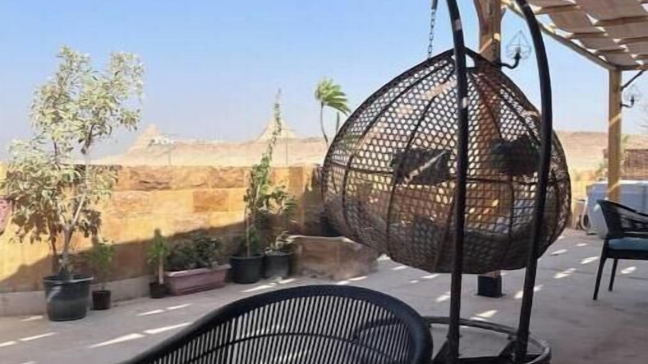 Photo of Patio Balcony in Pyramids Gardens