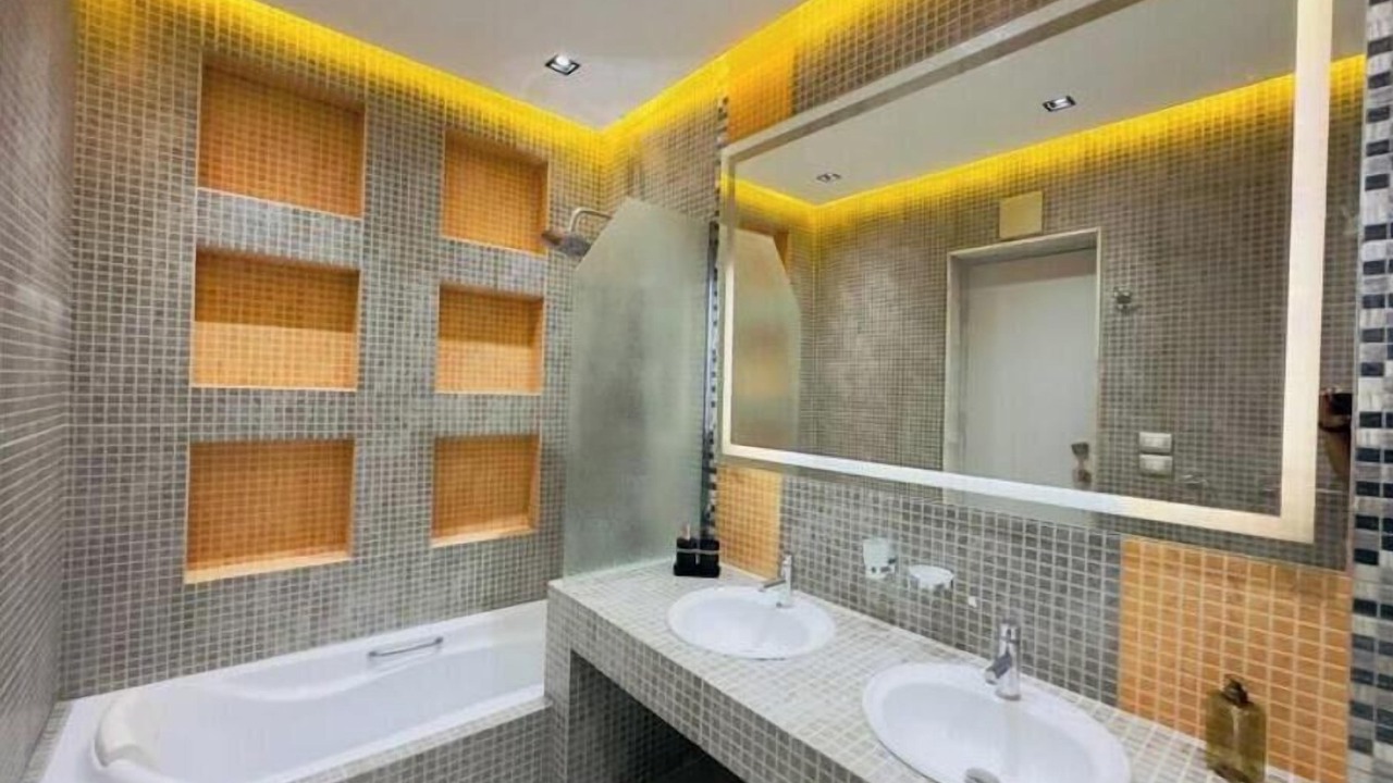Photo of Bathroom in Al Duqqi