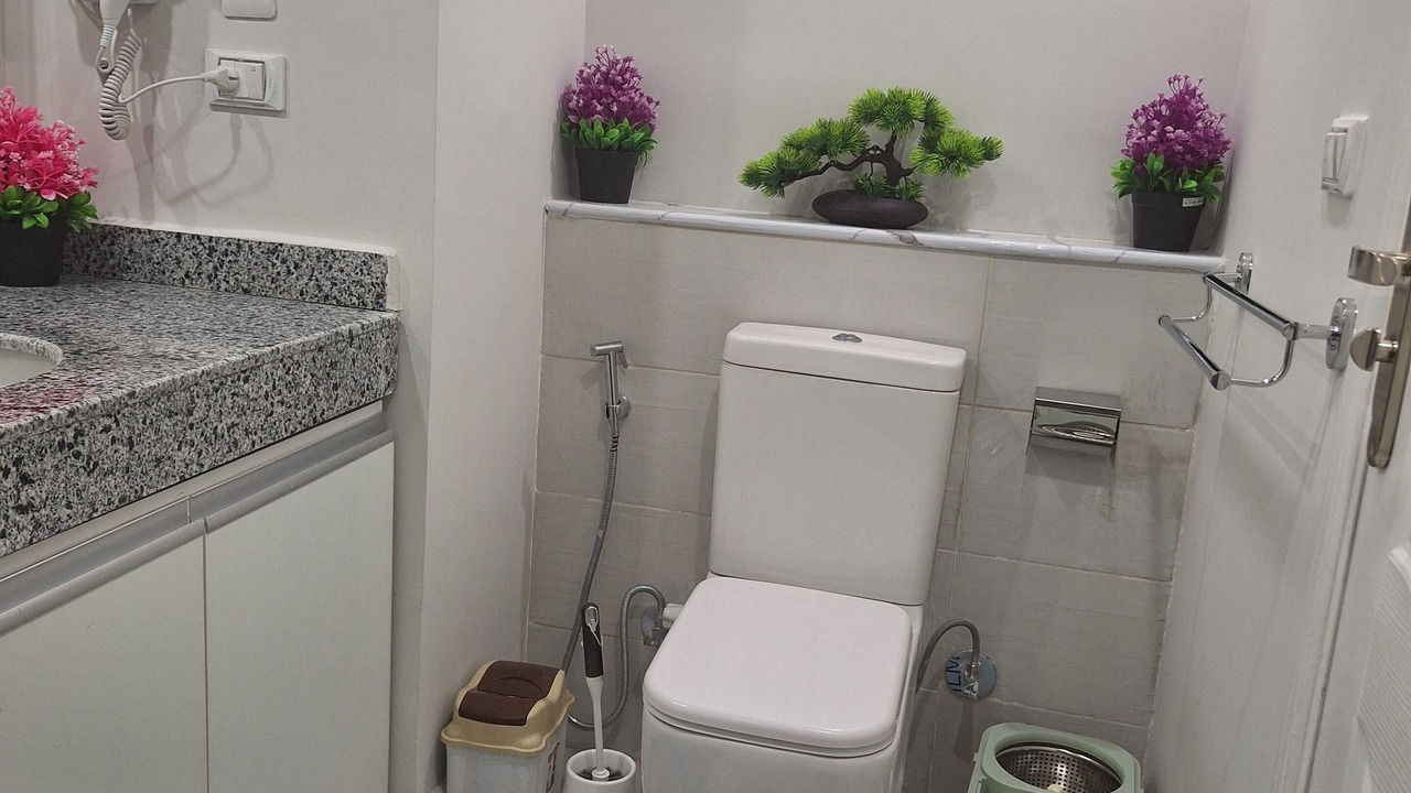Photo of Bathroom in Corniche Road-Dahar