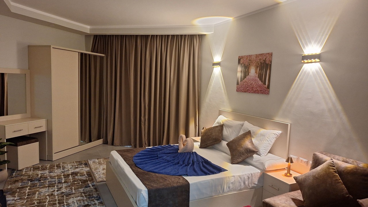 Photo of Bedroom in Corniche Road-Dahar
